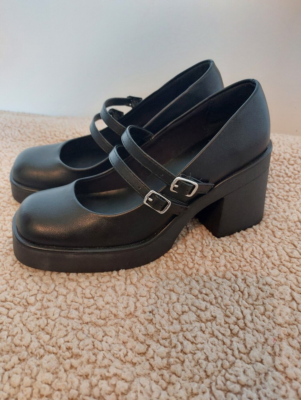 Call It Spring Mary Jane Block Heels / Soulier Mary Jane Call It Spring 7 US